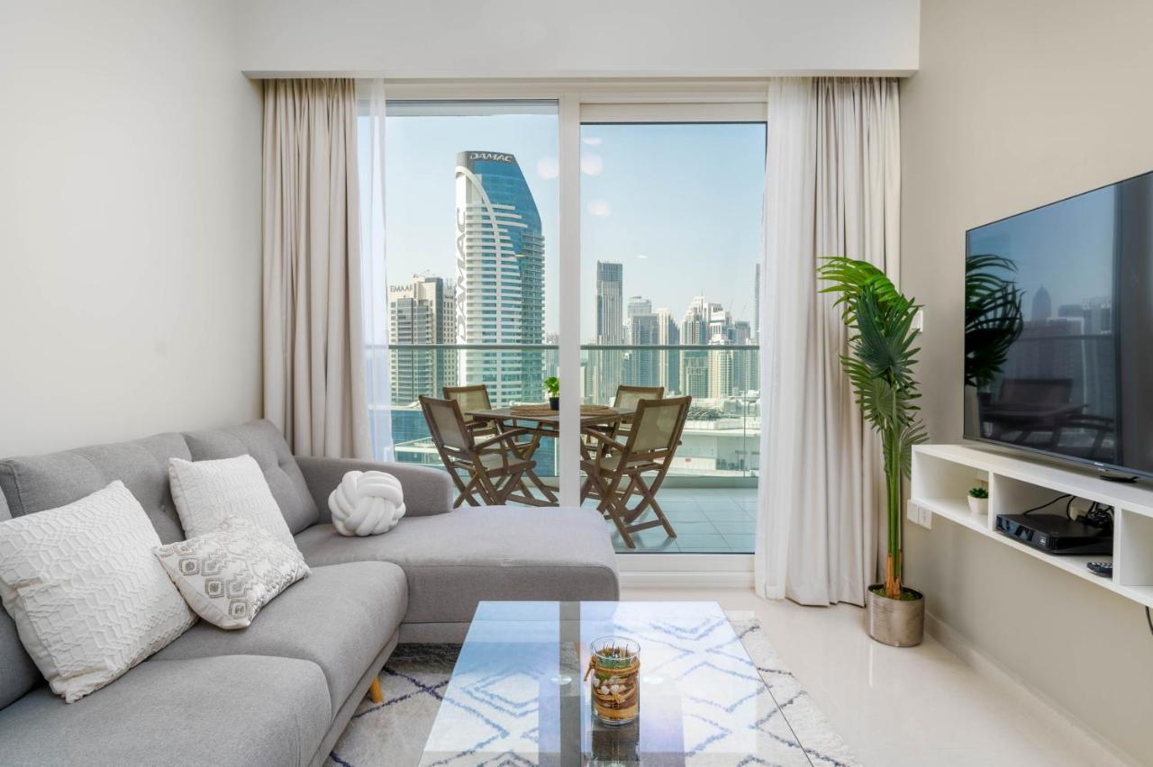 Delightful 2Br Apartment At Reva Residences Дубай Экстерьер фото