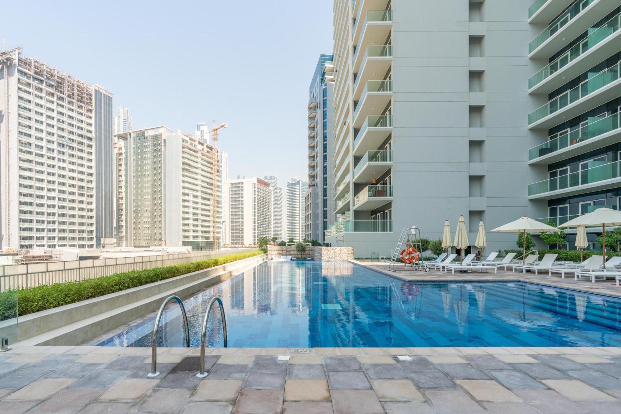 Delightful 2Br Apartment At Reva Residences Дубай Экстерьер фото